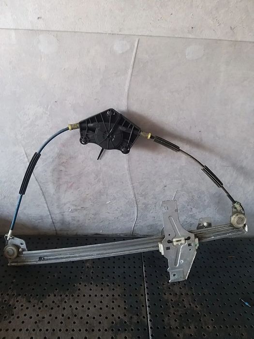 Macara geam electric dreapta fata peugeot 307 9634456880