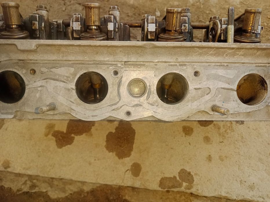 Мерседес 102 галовка .23