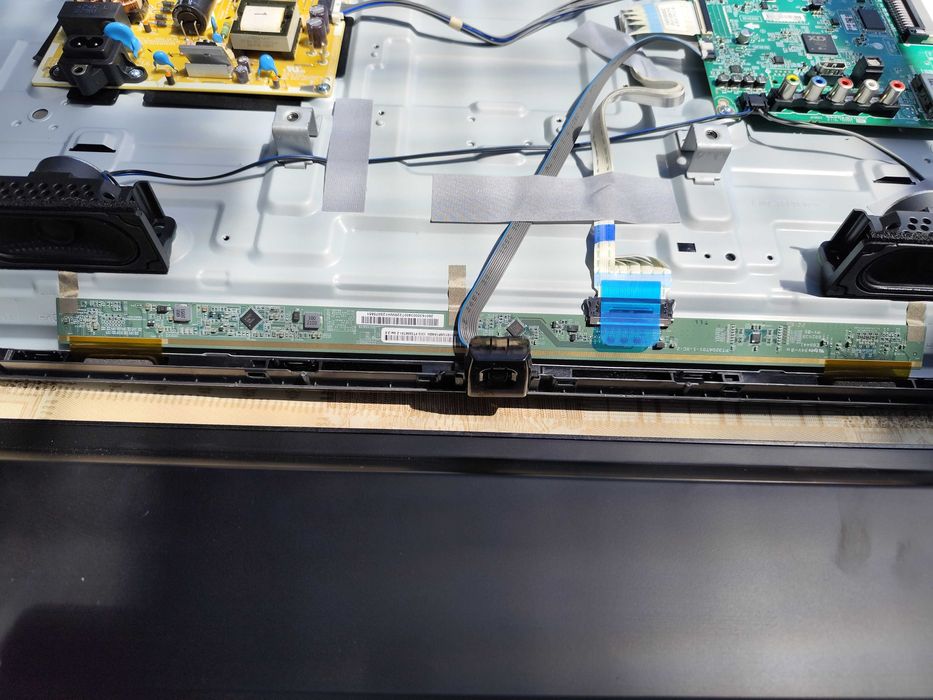 LG 32LM550BPLB Led tv