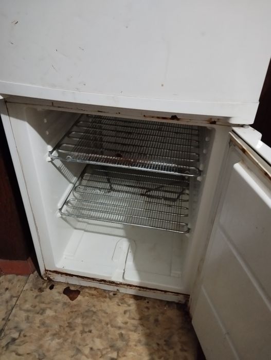 Продам холодильник