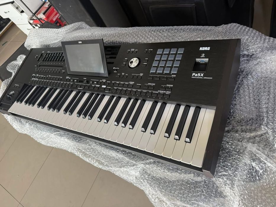 Korg Pa5X Professional Arranger Keyboard