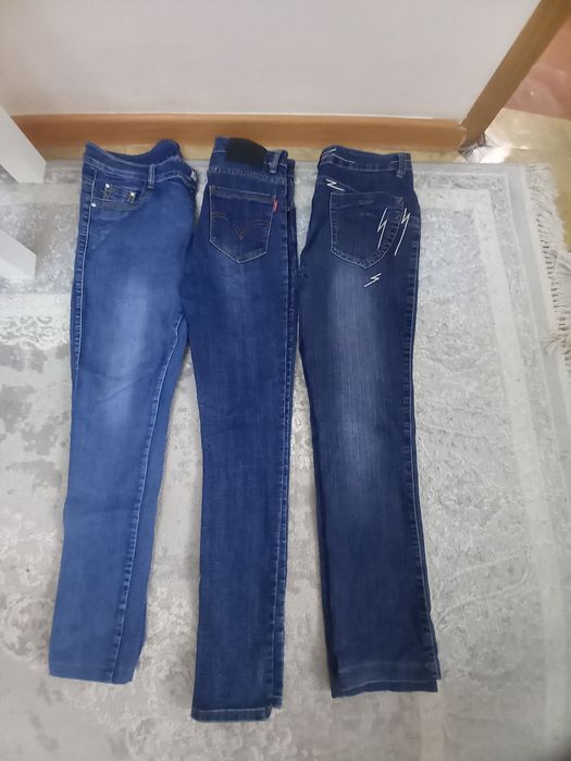 Продам Джинсы  женские