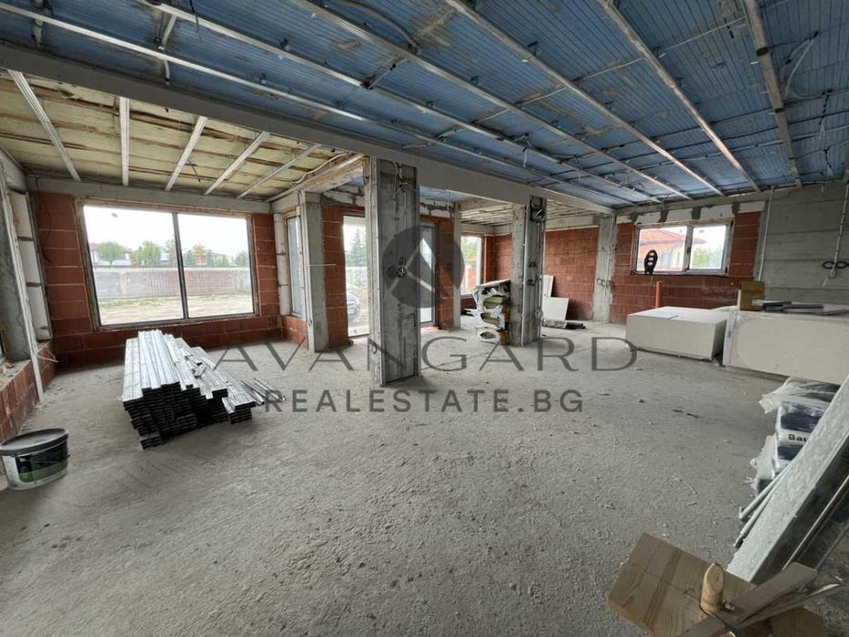 Продава се Къща в с. Радиново, Област Пловдив - 600 кв.м за 975 €/кв.м - Снимка #3