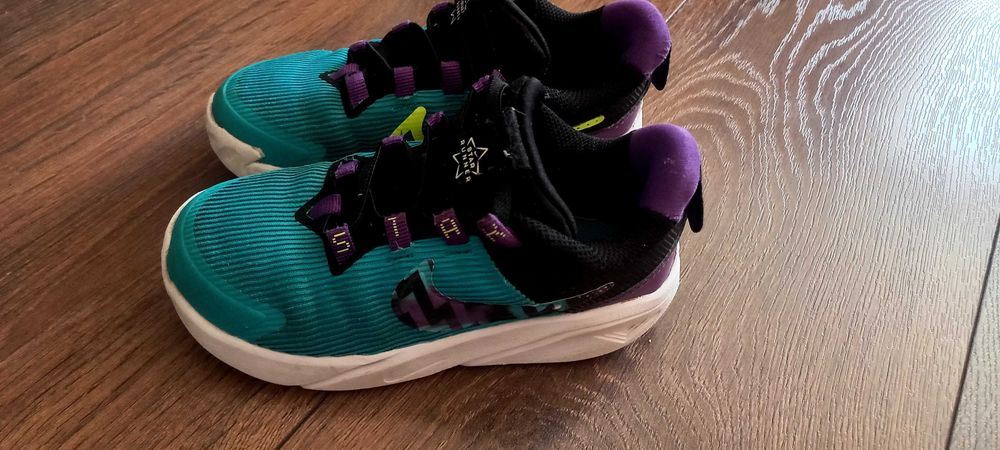 Обувки за момиче