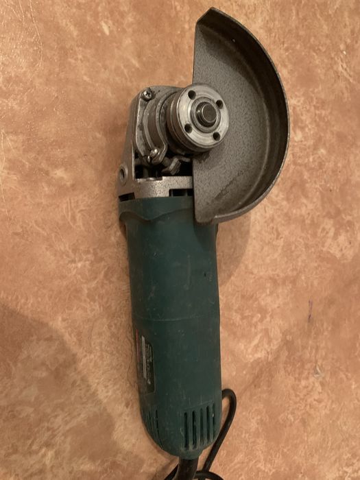 Продам болгарку, б/у