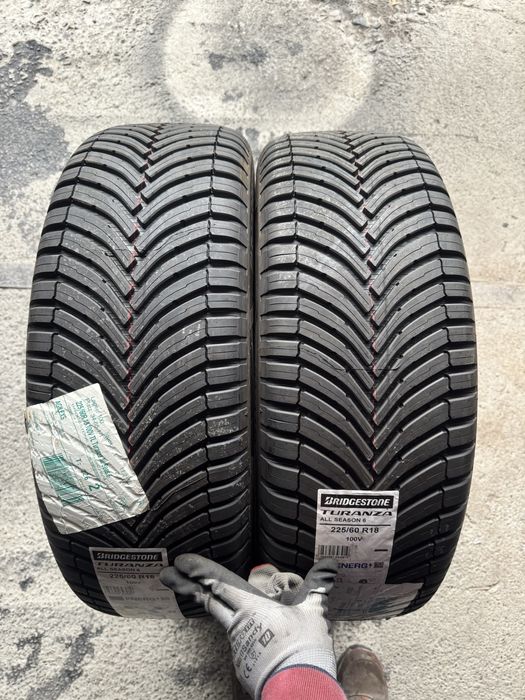 225/60/18 ALlseason , 2x BRIDGESTONE 4423