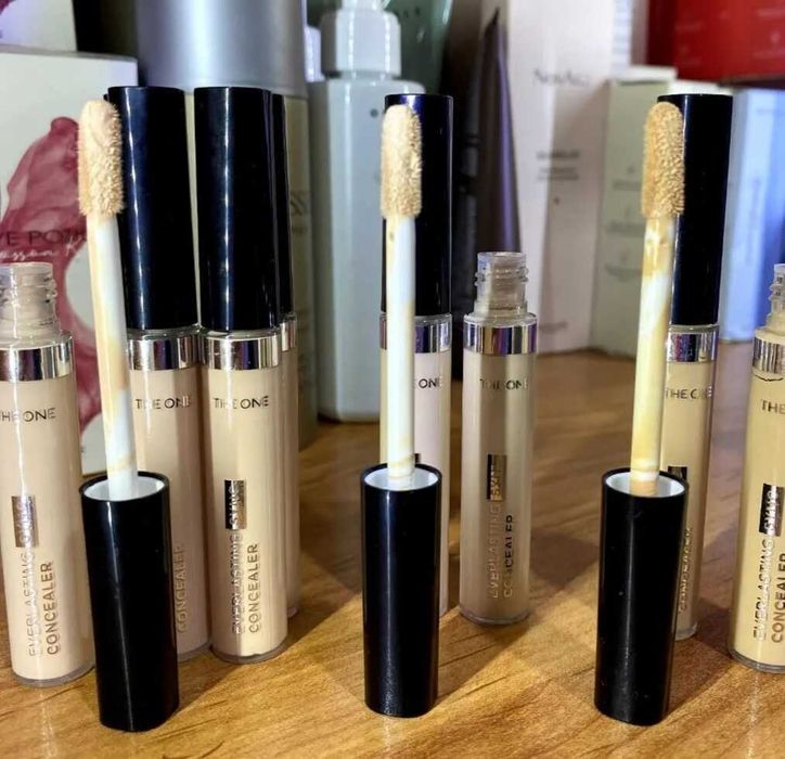 Консилер для лица от кругов под глазами