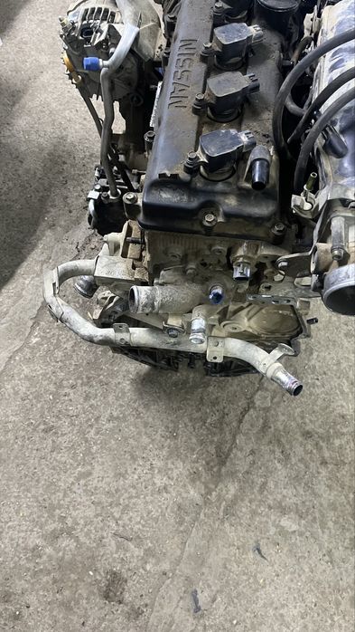 Ниссан Xtrail 2.0 двигатель