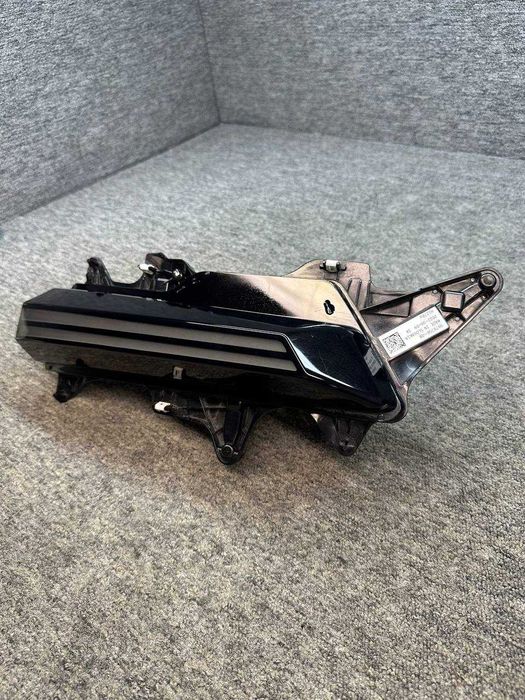 Stop dreapta haion BMW XM G09