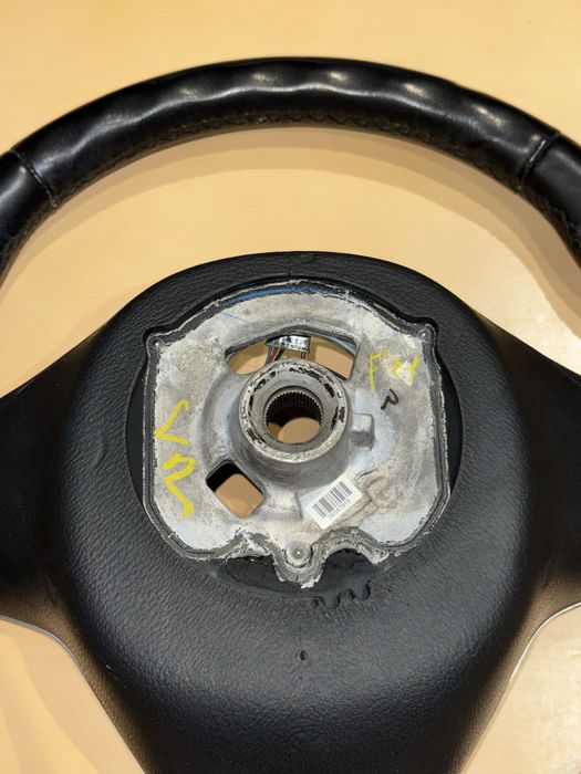 Волан BMW X5 f15 с airbag, подгрев и вибрация