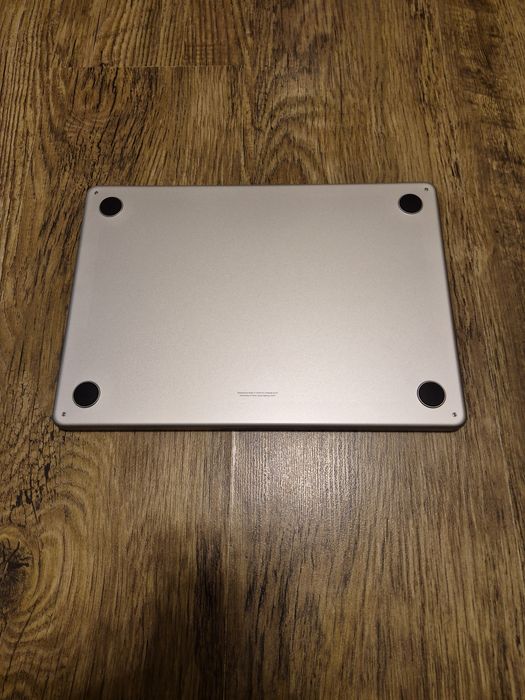 MacBook air 13 M3 16/512