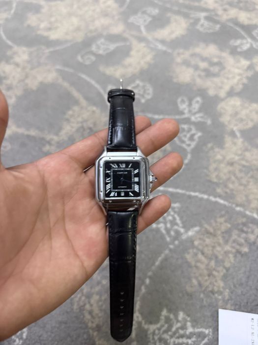 Продам часы cartier мужские