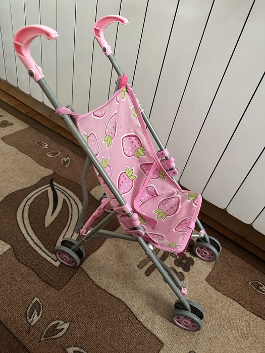 Играчки: легло за кукла, докторски комплект, кукла, PlayDoch пластелин