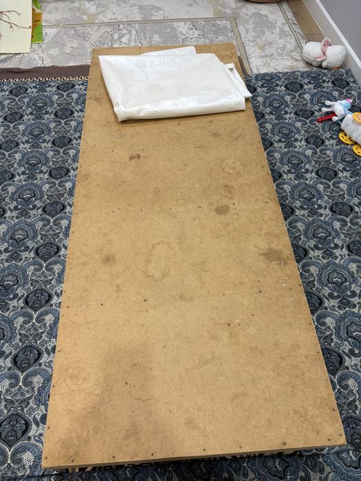 Жер стол дастарханымен