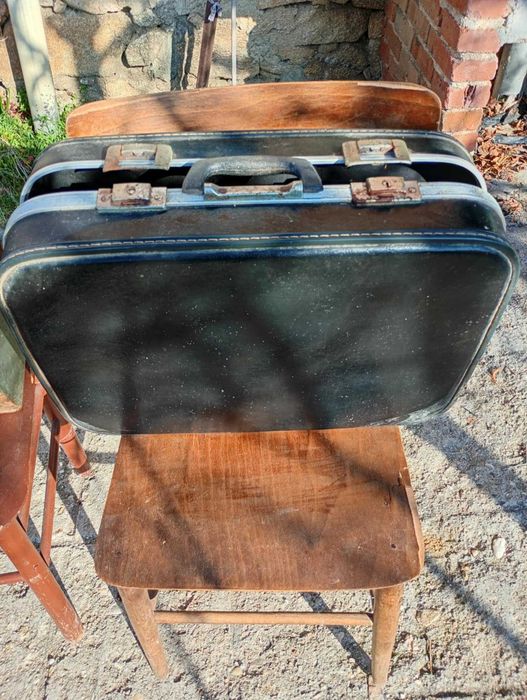 Старинни куфари  за декорация