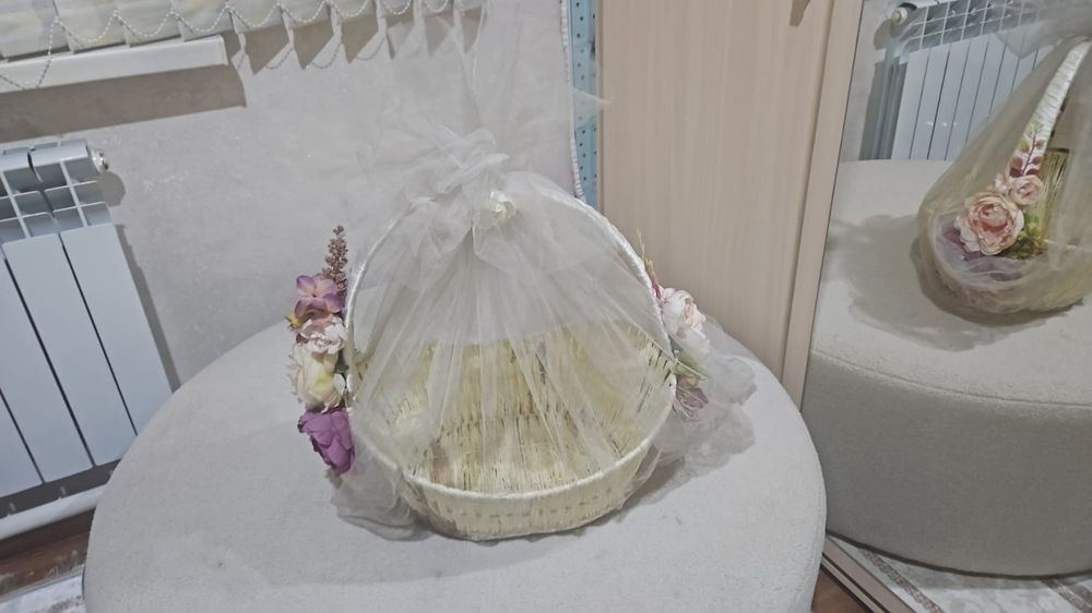 Корзины шикарные той бастар