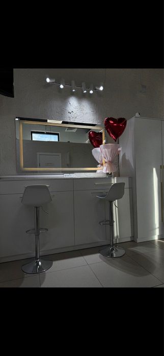 Продам мебель для салона
