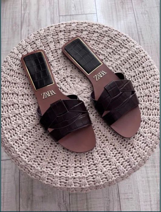 Стилни чехли ZARA в шоколадово кафяво