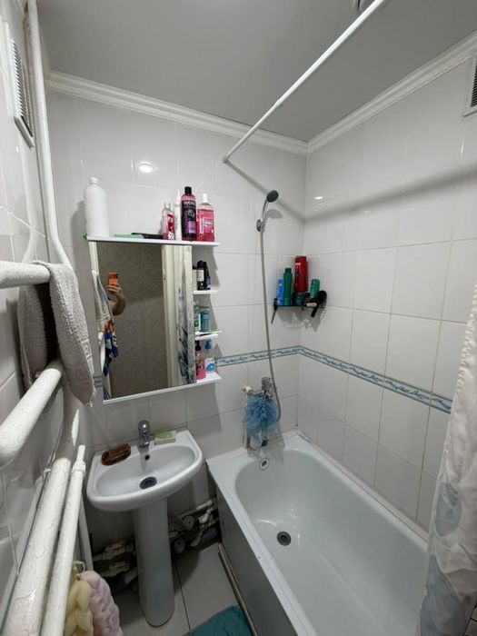 Продам 3-хкомнатную квартиру