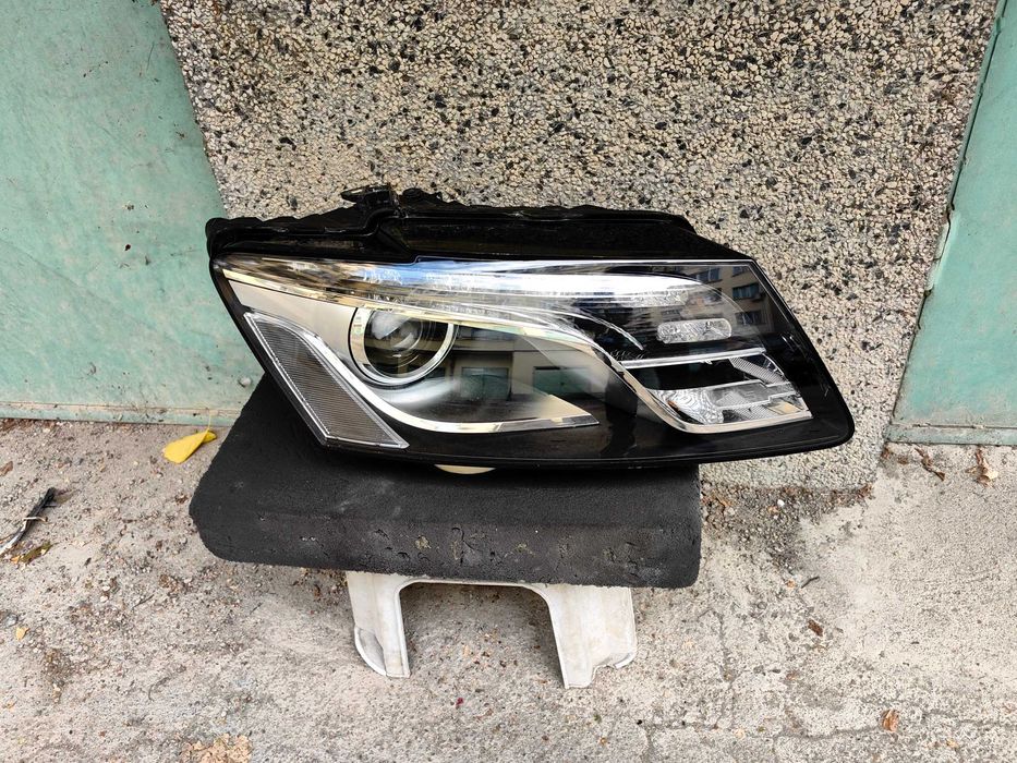 Оригинален фар Ауди Кю5  Audi Q5 Led Bixenon
