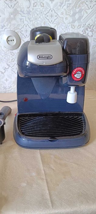 Кофеварка Delonghi EC 9