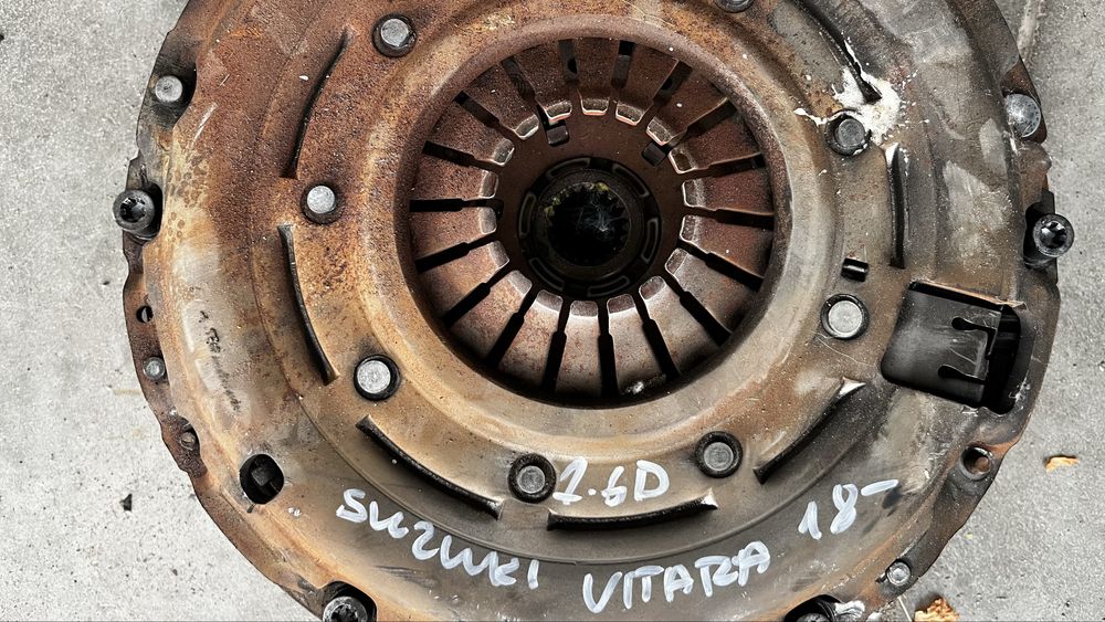 Suzuki Vitara 18- 1.6D демпфер