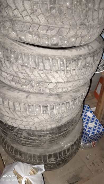 Продам зимние шины