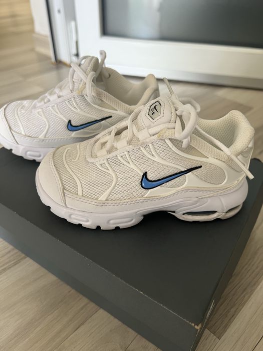 Adidasi Nike copii