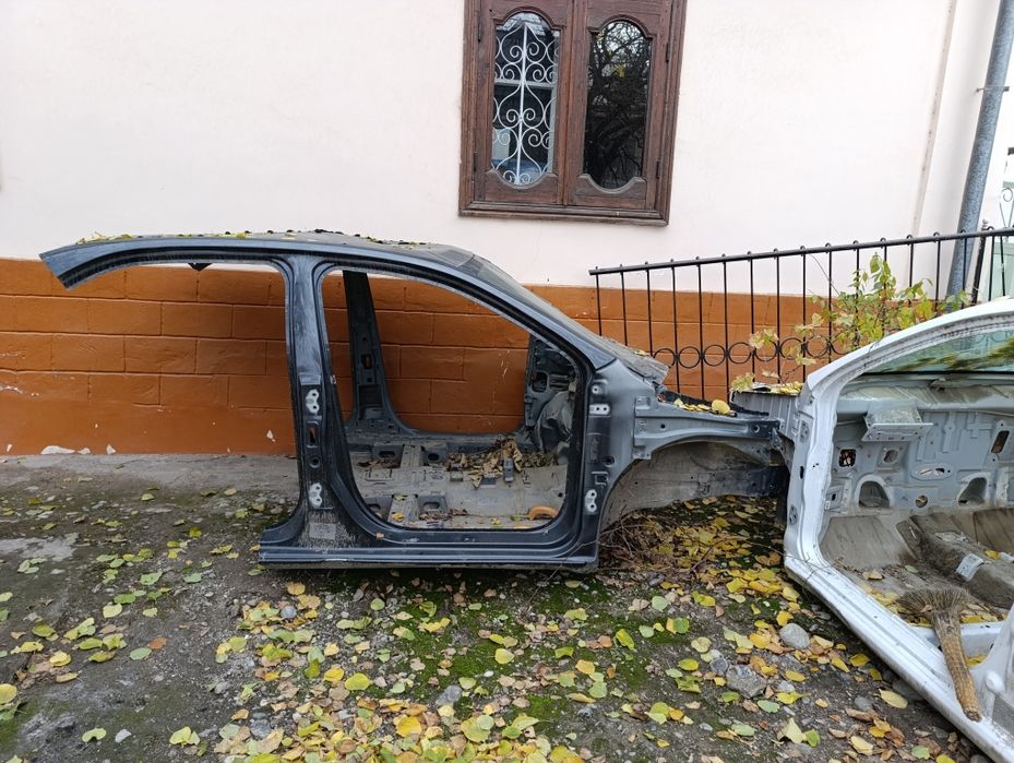 Авто запчасти для Cobalt