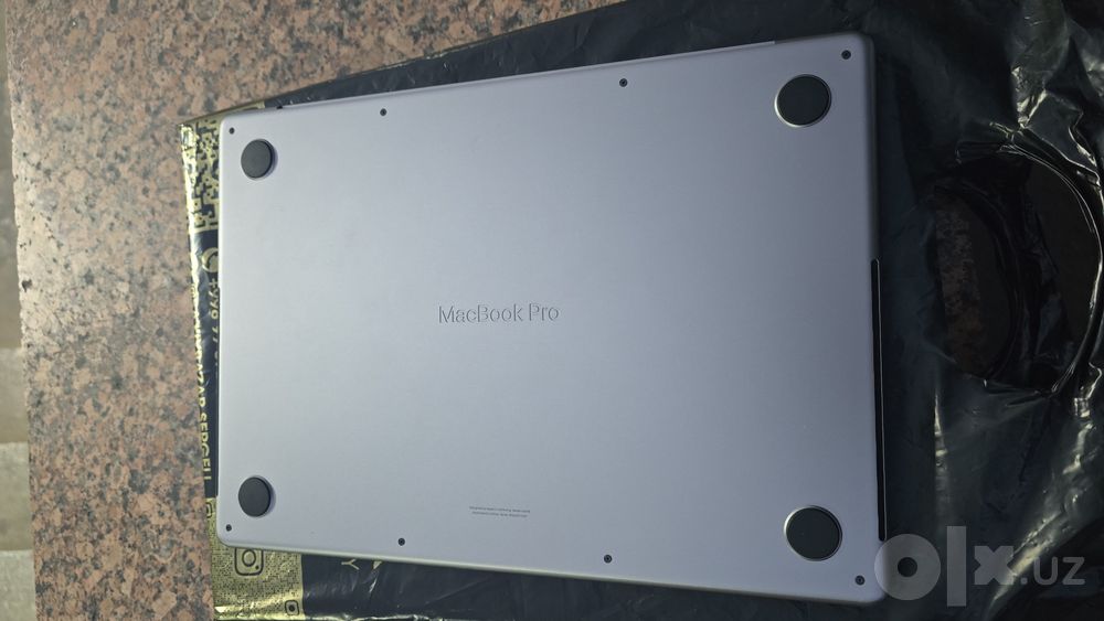 Macbook pro m3 8/1tb