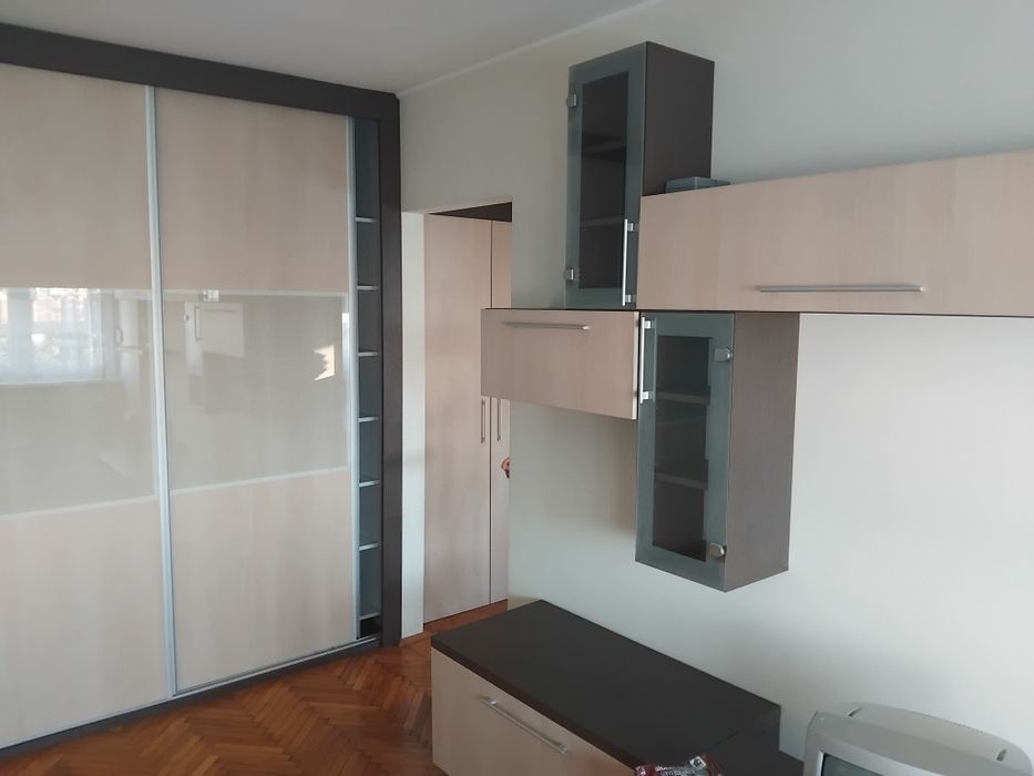 Închiriez apartament 2 camere