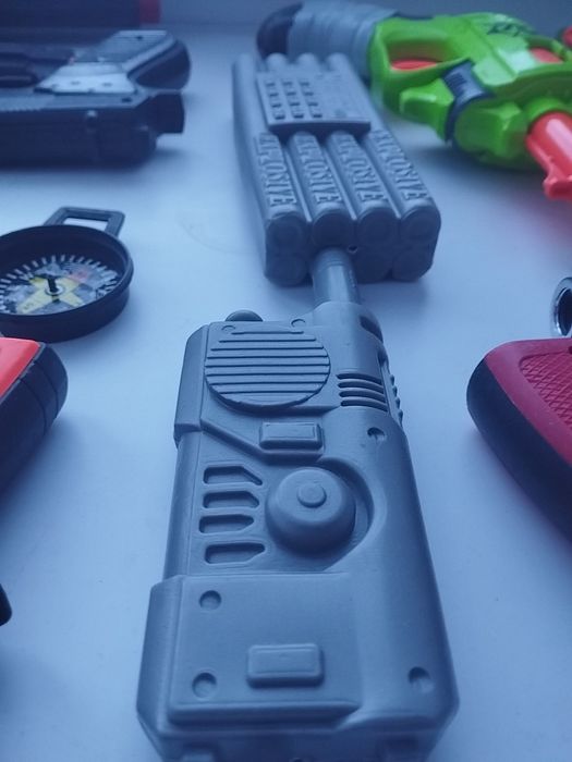 Продам игрушечное оружие