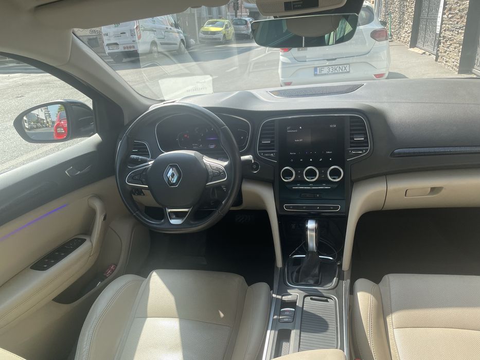 Renault Megane Sedan 1.3 TCe 140 CP EDC TVA deductibil
