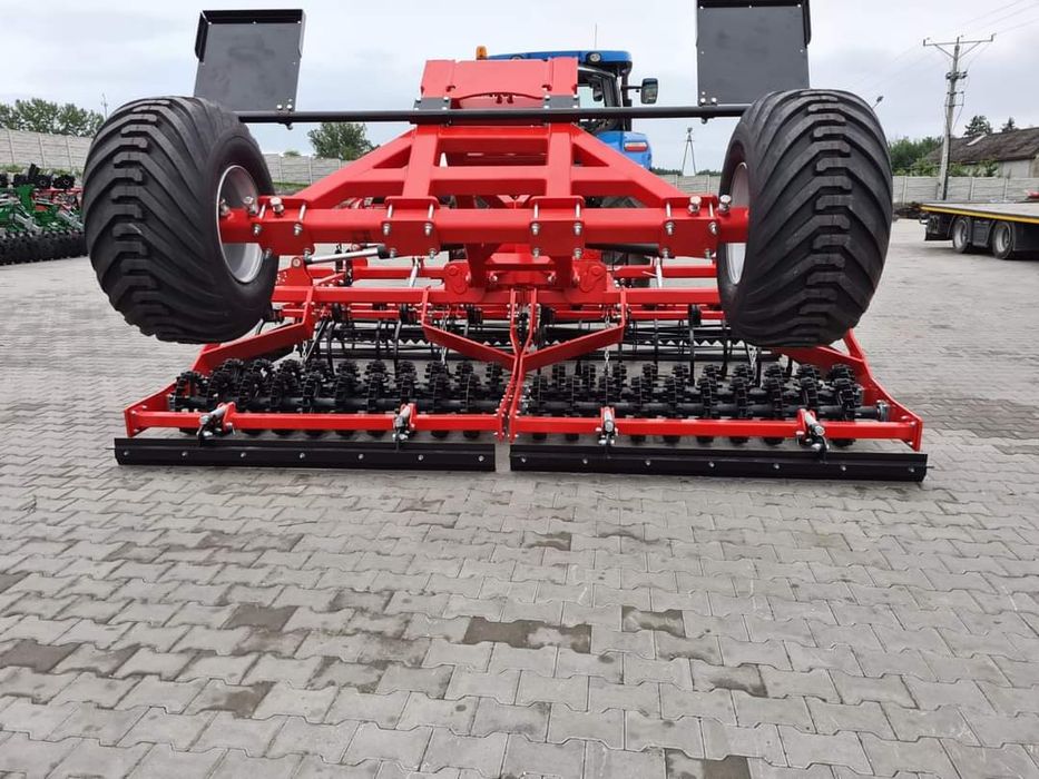 Combinator HIDRAULIC RODA kulitvator Compactor Kompactor Botosani • OLX.ro