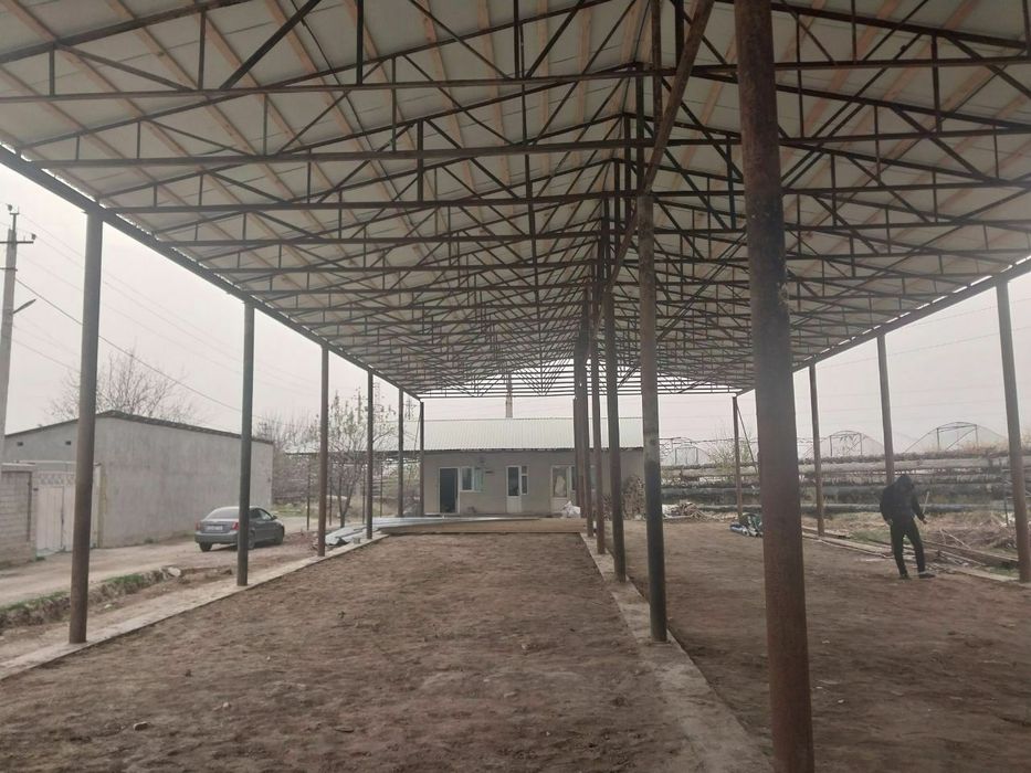 Продаётся 1 000 м² производственный цех.