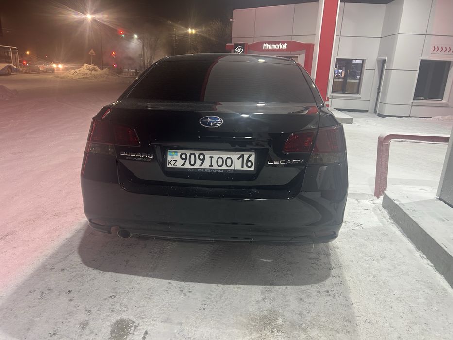 Субару легаси …………