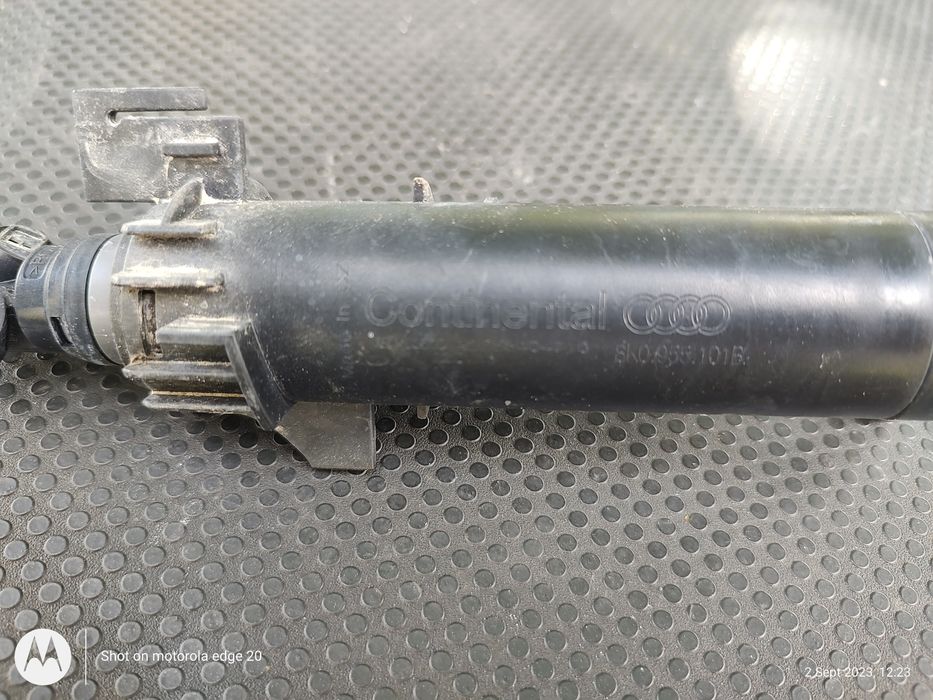 spalator far stanga,
 cod 8K0955101B,
 Audi A4 B8