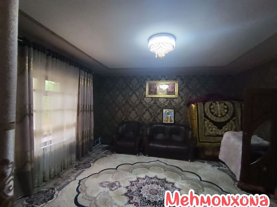 Xovli sotiladi eski shahar