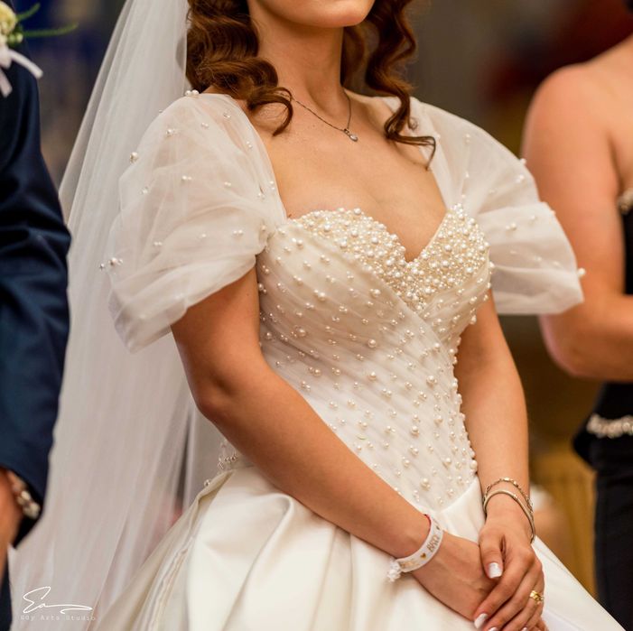 Vând Rochie de mireasa