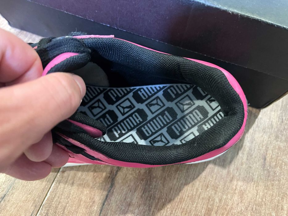 ОРИГИНАЛНИ *** PUMA R698 Trinomic Pink/Red/White