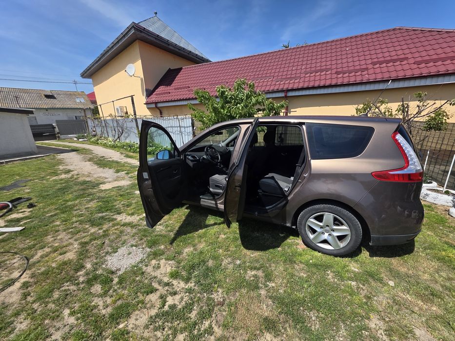 Renault grand scenic 2012.1.5 dci