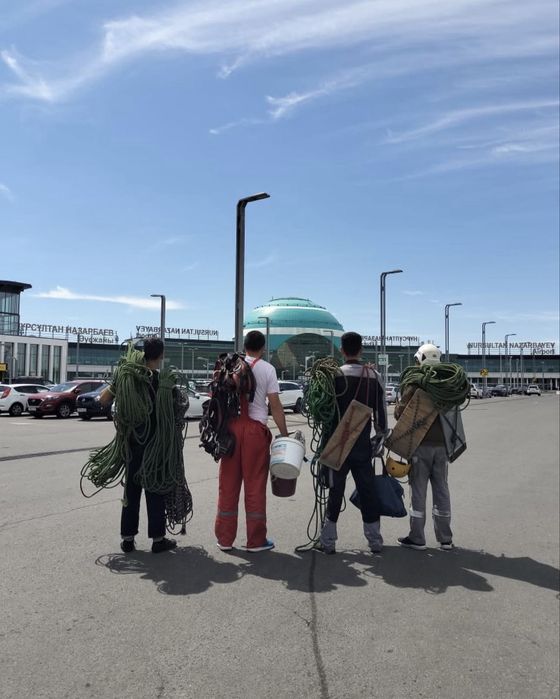 Мойка окон и фасадного остекления — г. Астана