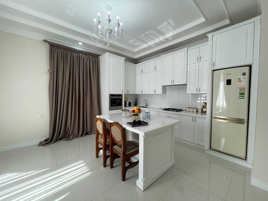 Аренда Двухэтажного Дома на длительный срок! 2.200 в месяц