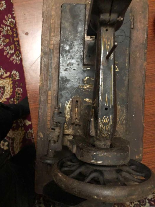 Ръчна шевна машина