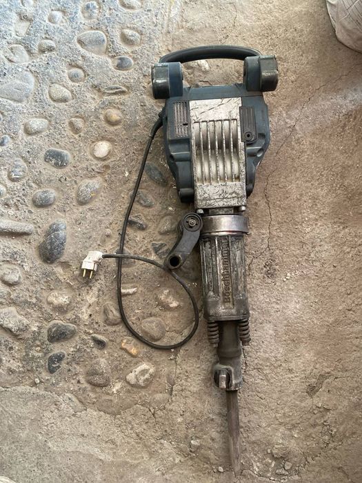 Отбойник молоток Bosch GSH 16 professional