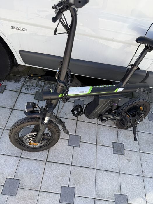 Bicicleta electrica cu acceleratie