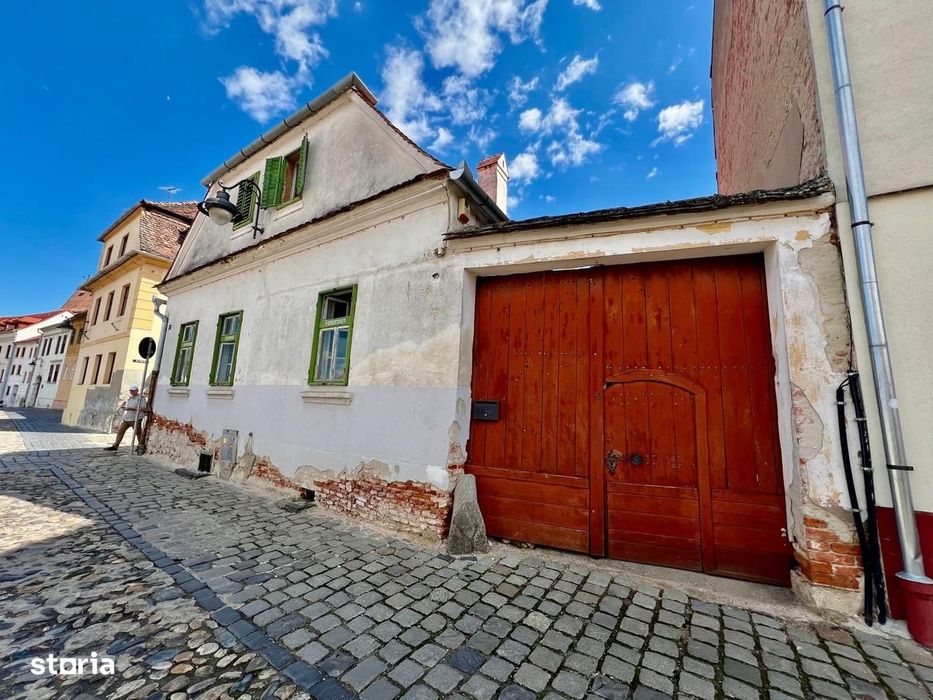 Casa 3 camere - 88 mp, proiect de renovare - Centrul Istoric