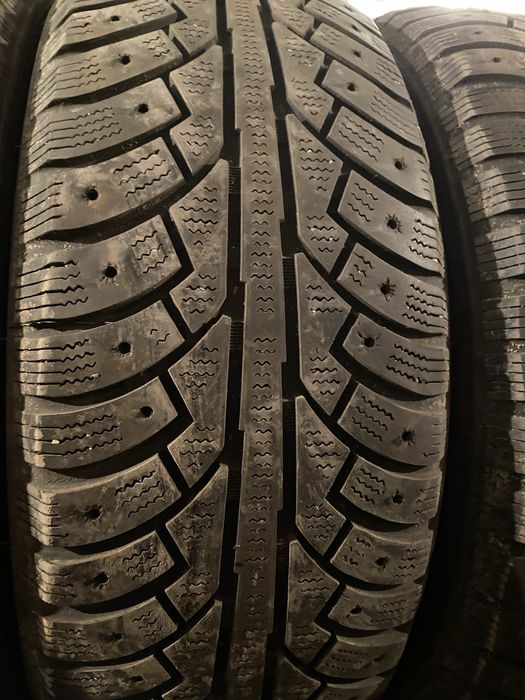 На 17 225/60 гудрич  4 шт в нал