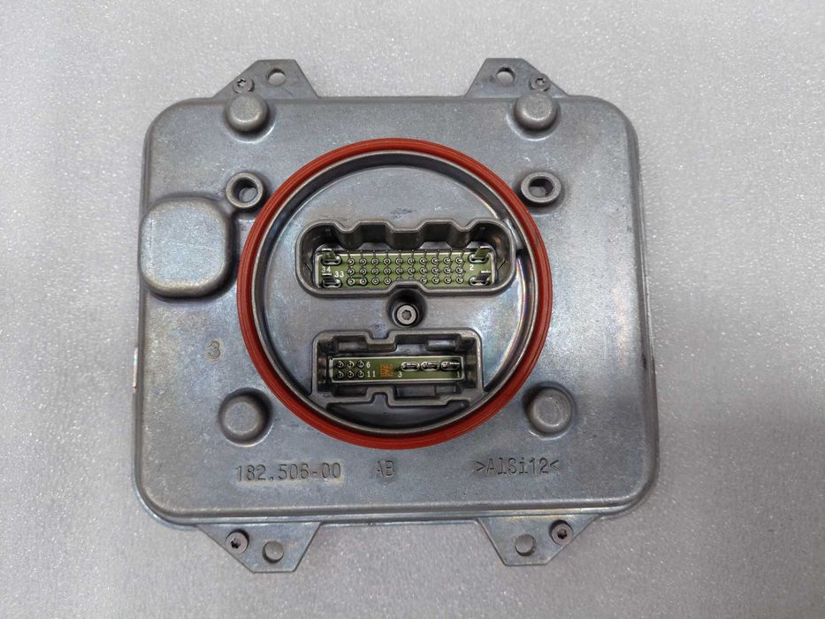 4H0941329A Нов Оригинал Баласт Модул за Matrix Фарове Audi A6 A7 A8 RS