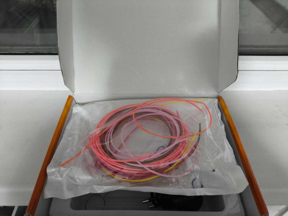 Продается 3D ручка б/у